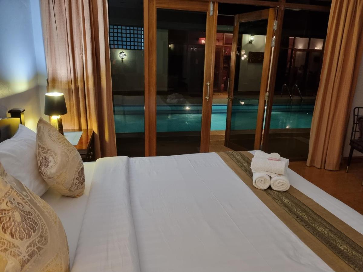Meyers Hua Hin Otel Dış mekan fotoğraf