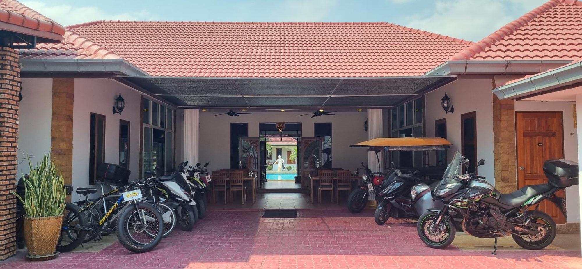 Meyers Hua Hin Otel Dış mekan fotoğraf